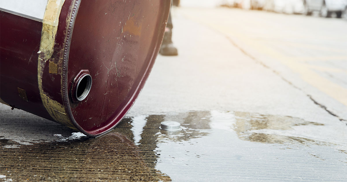 Drum spilling drycleaning chemical Perc onto pavement 